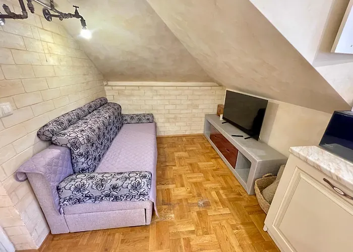 Apartment 'shell' Flat In The Center