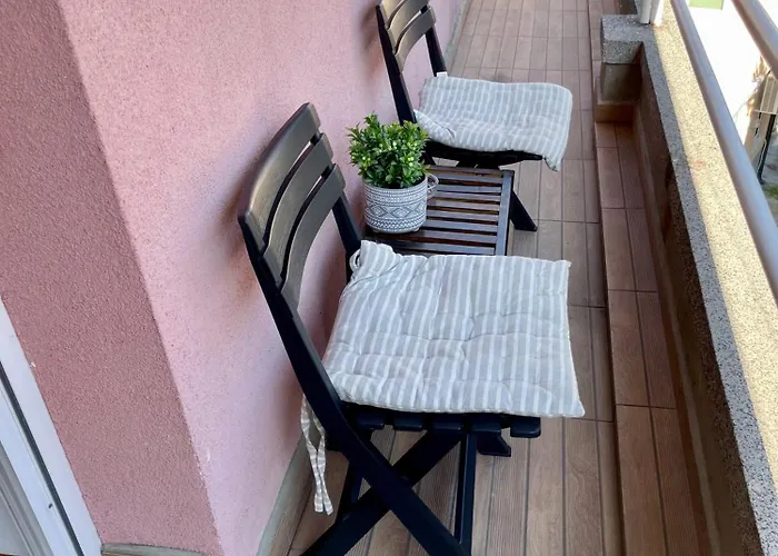 'shell' Flat In The Center Burgas