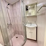 'shell' Flat In The Center דירה *