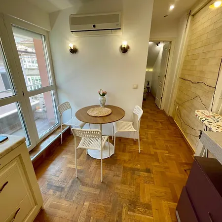 'shell' Flat In The Center * Μπουργκάς
