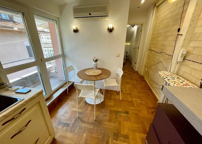 'shell' Flat In The Center * Μπουργκάς